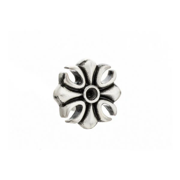 Best cufflinks with spherical designs for a playful and stylish twist-Blackened Detail Celtic Gothic Lapel Pin