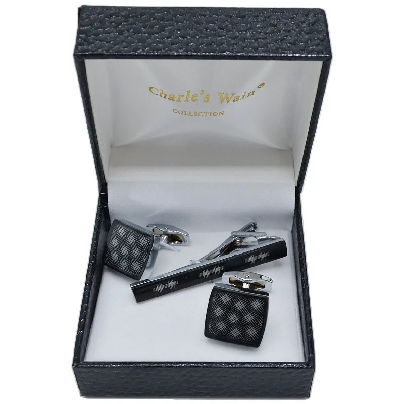 Cufflinks with solid gold for a luxurious and timeless accessory-CUFFLINK &TIE BAR SET