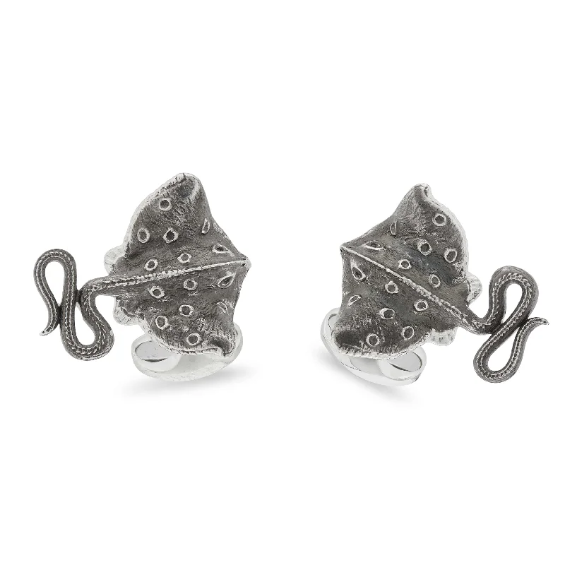 Best cufflinks with matching tie clips for a coordinated and fashionable set-Deakin & Francis Cufflinks Sterling Silver Oxidised Black Stingray