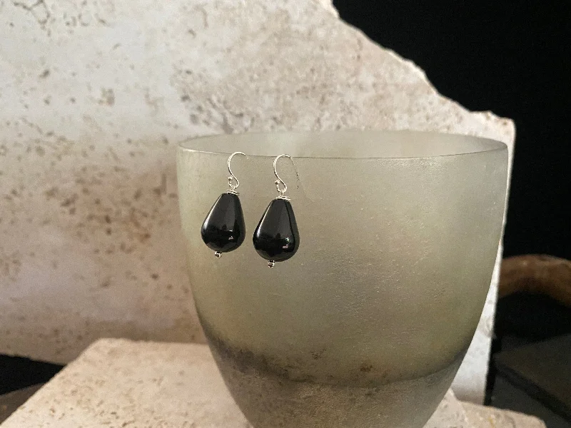 Drop Earrings for Everyday Glamour -Black Agate Tear Drop Earrings