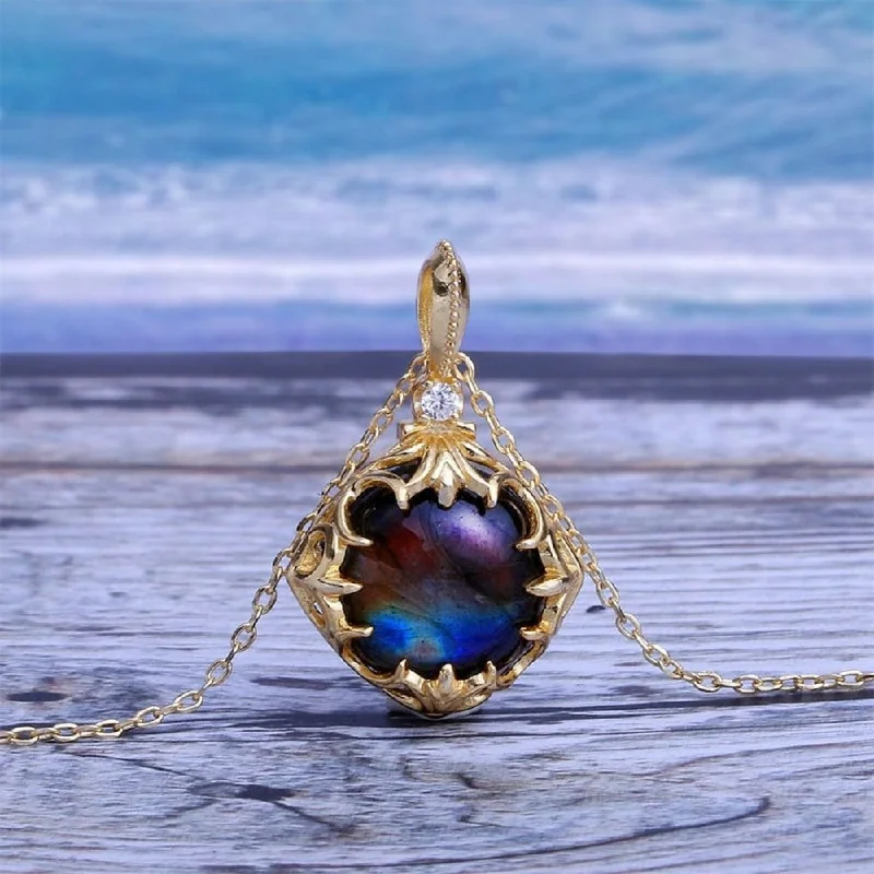 Necklaces and pendants with angel wing motifs for a spiritual, meaningful design-Star Nebula Labradorite Necklace