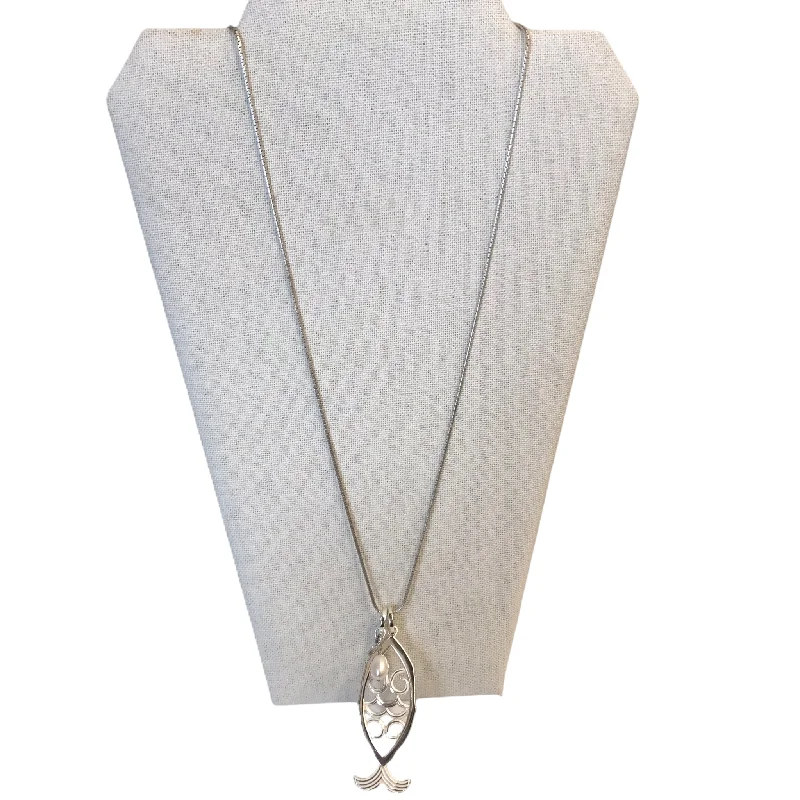 Elegant necklaces and pendants with onyx stones for a sleek, polished look-Necklace Pendant By Brighton