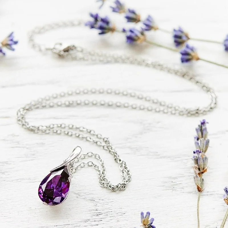 Best necklaces and pendants with gemstone clusters for a bold and colorful effect-Silver Amethyst Drop Necklace